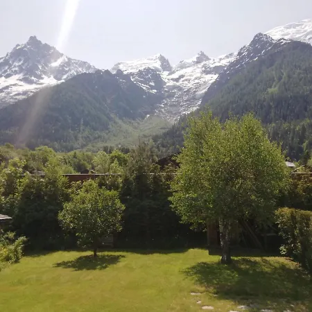 La Jonction Penzion *